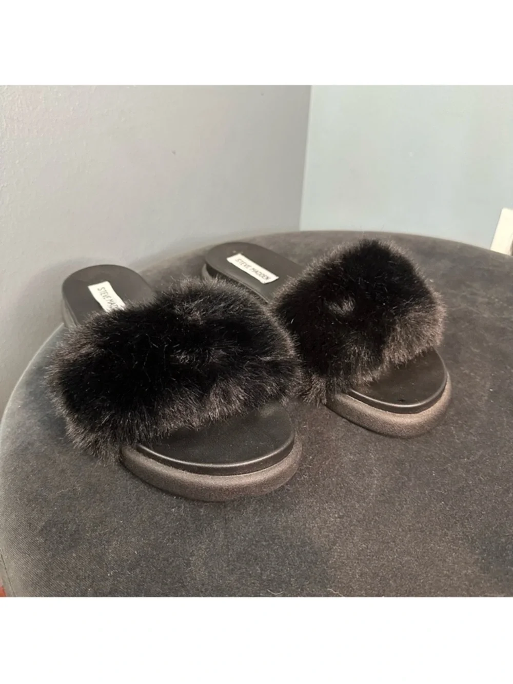 Steve Madden Delphina Faux Fur Open Toe Slide Slipper Sandals in Black - Picture 6 of 9